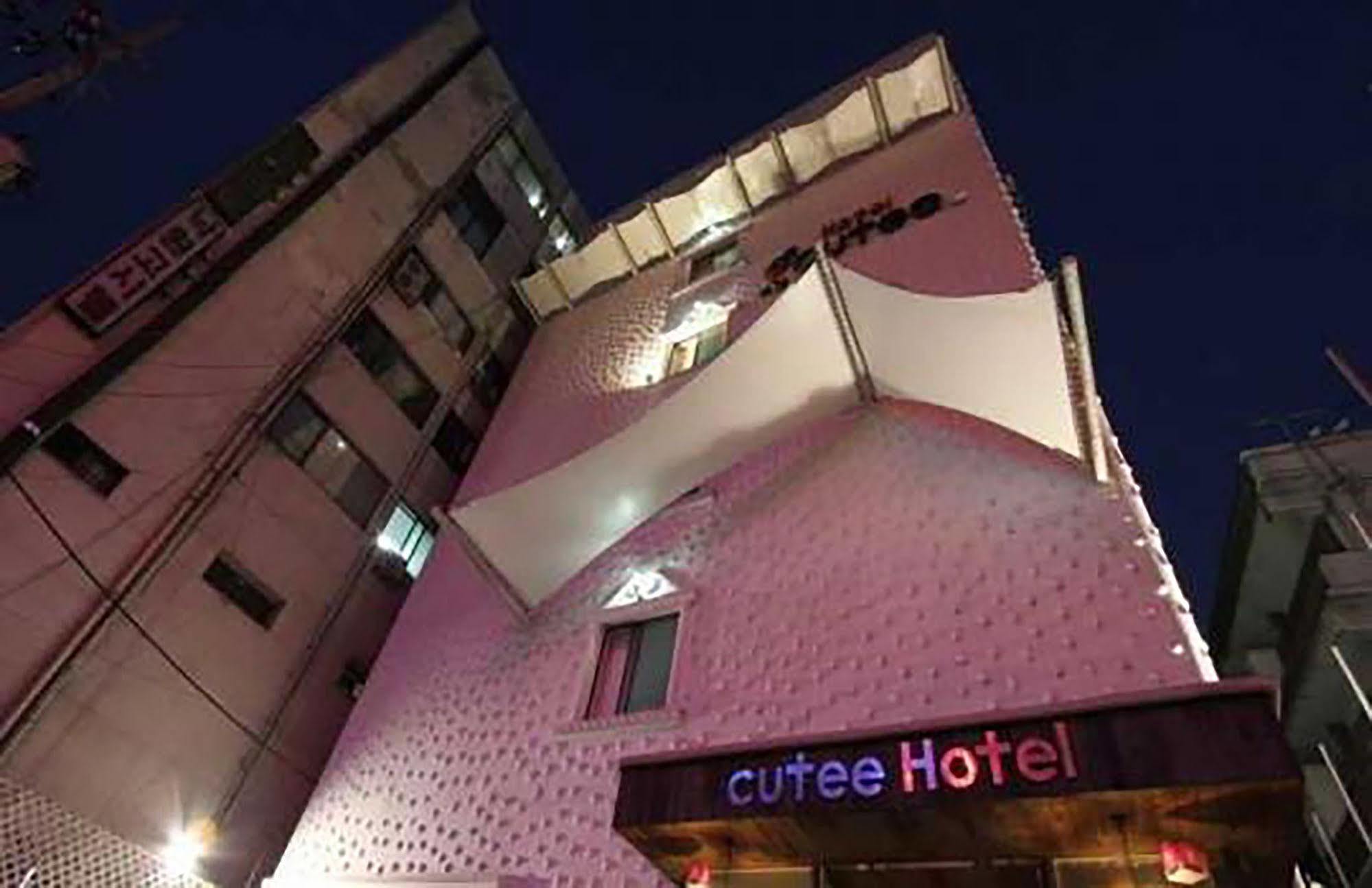 Cutee Hotel Seoul Exteriör bild
